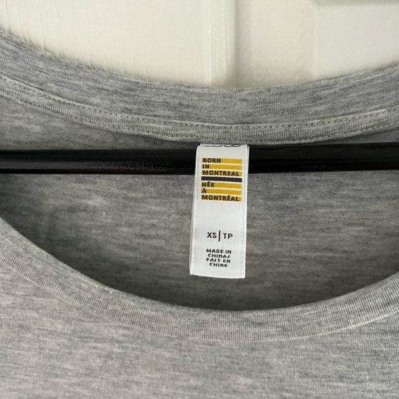 2x Identical Lole Tunic-style t shirt - Picture 3 of 4